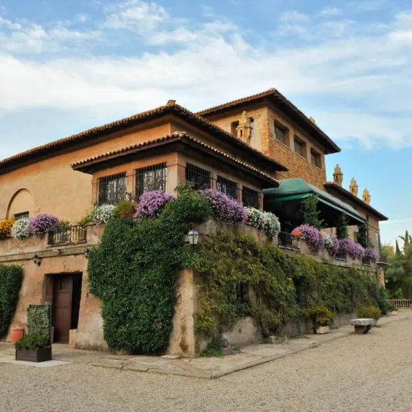La facciata di Villa Giovanelli Fogaccia vista dal parco